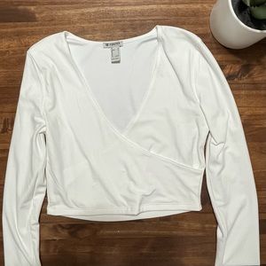 Forever 21 Women’s Long Sleeve White Crop Top